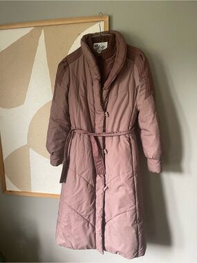 Vintage Current Seen Long Belted Puffer Coat in Mauve